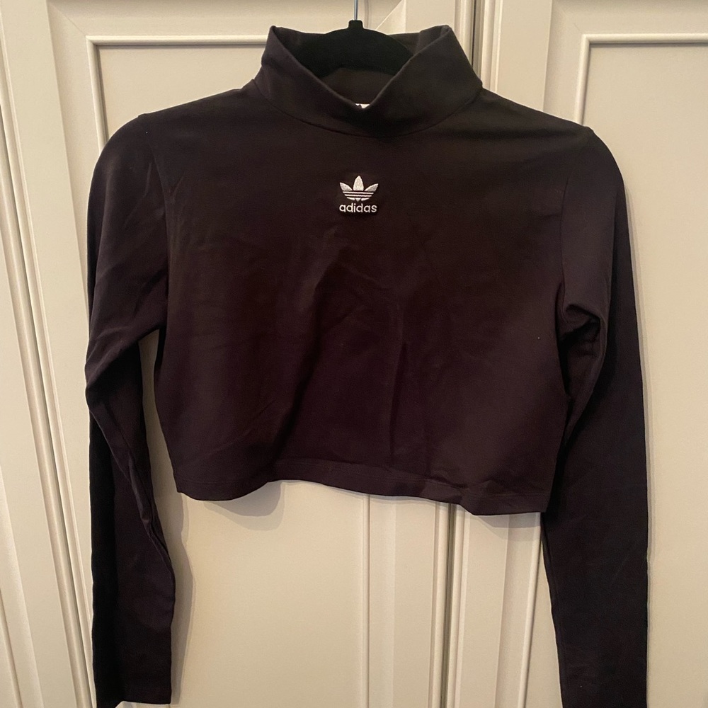 Adidas long sleeve crop top US M